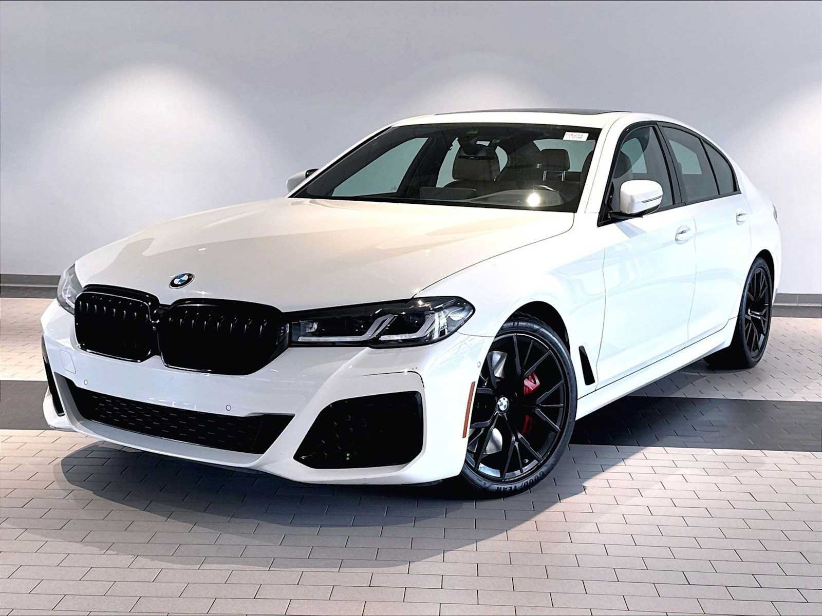 Used 2023 BMW M550i xDrive w/ Executive Package AWD/4WD video 1