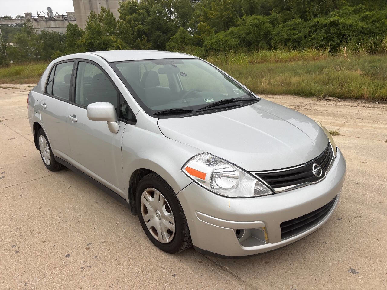 Used 2011 Nissan Versa 1.8 S w/ PWR Plus Pkg image 4
