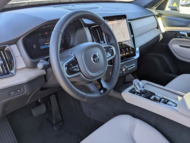 New 2026 Volvo XC90 T8 Plus w/ Protection Package Premier AWD/4WD image 7