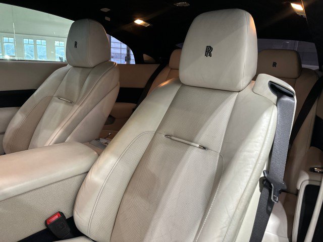 Used 2015 Rolls-Royce Wraith RWD image 52