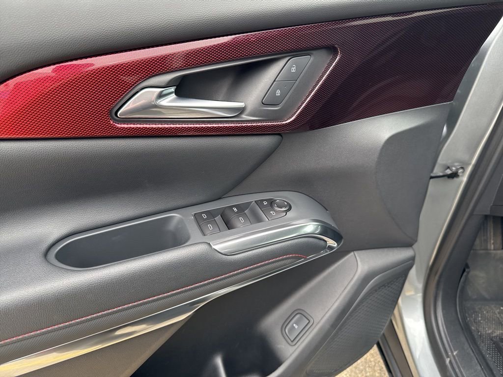 Certified 2025 Chevrolet Traverse Z71 w/ LPO, Floor Liner Package image 10