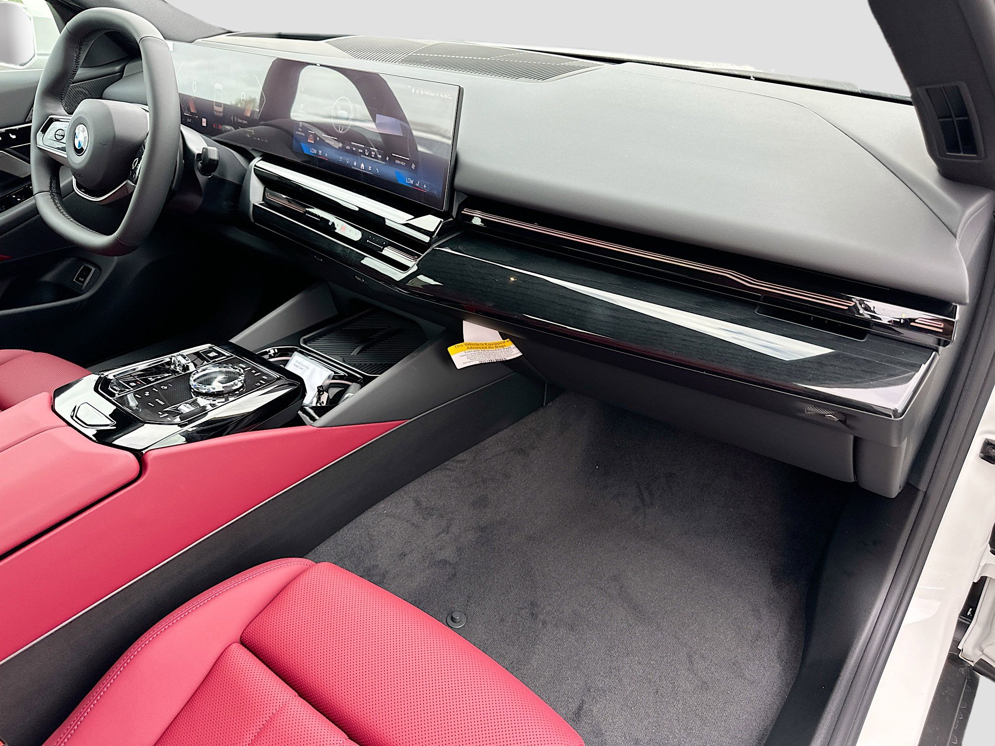 New 2026 BMW 530i w/ Executive Package image 24