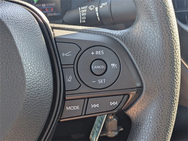 Used 2021 Toyota Corolla LE image 23