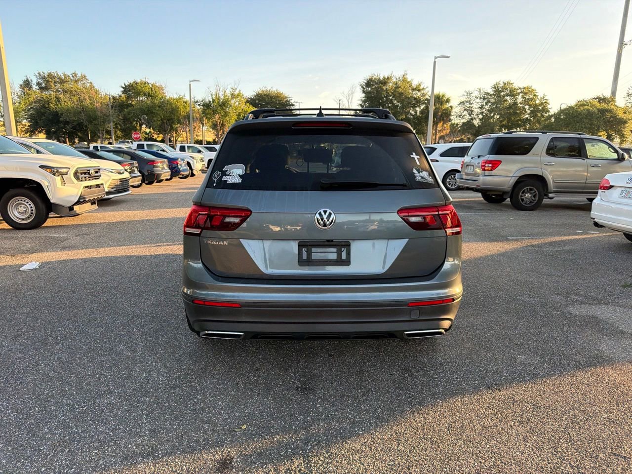 Used 2021 Volkswagen Tiguan S FWD image 4