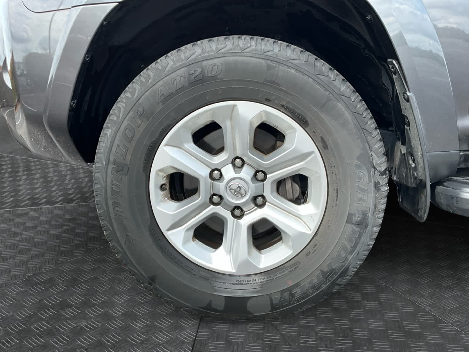 Used 2023 Toyota 4Runner SR5 Premium w/ Moonroof Package AWD/4WD image 10
