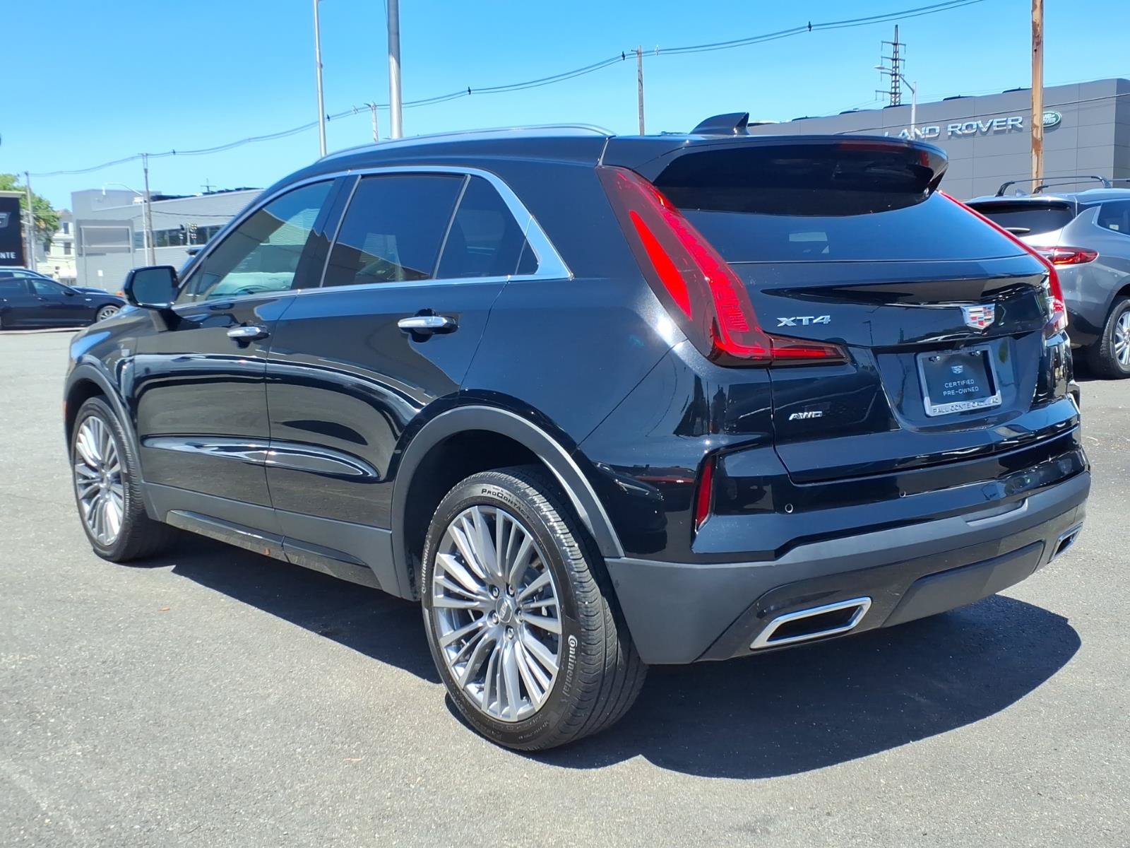 Certified 2024 Cadillac XT4 Premium Luxury AWD/4WD image 7