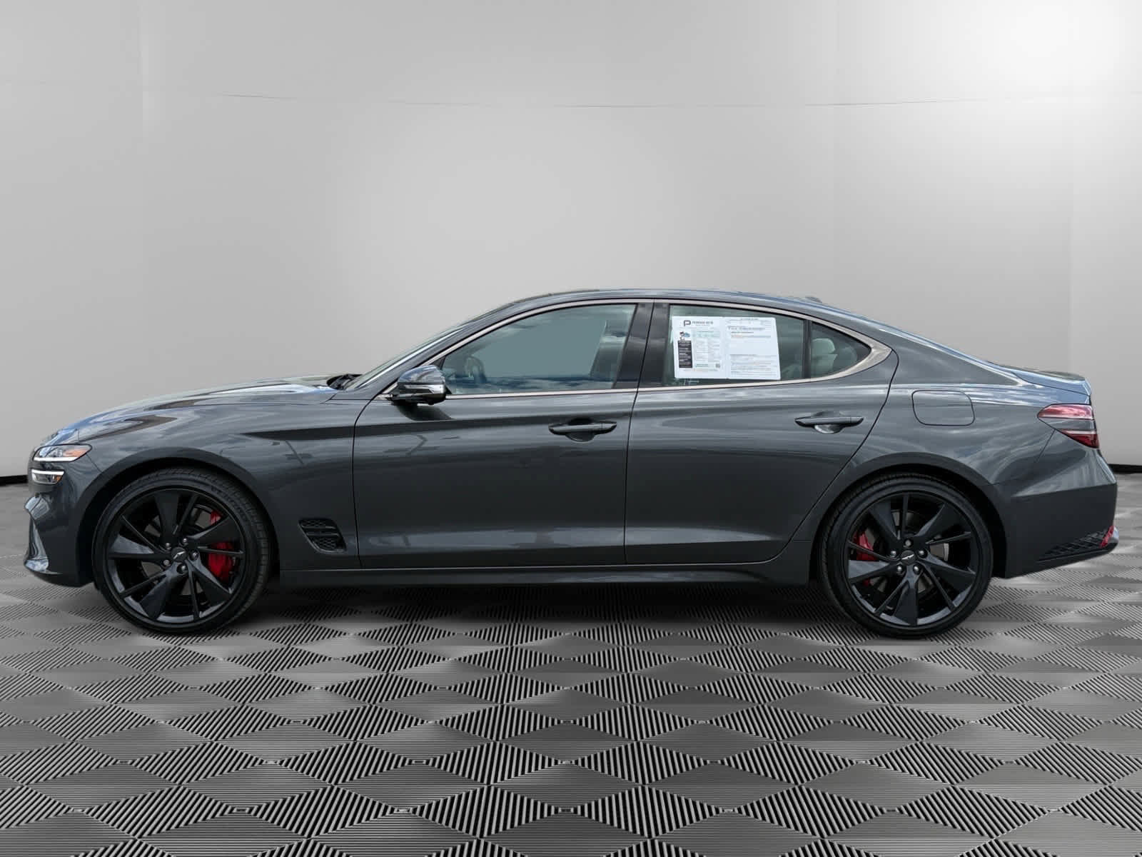 Used 2022 Genesis G70 3.3T w/ Sport Prestige Package image 2