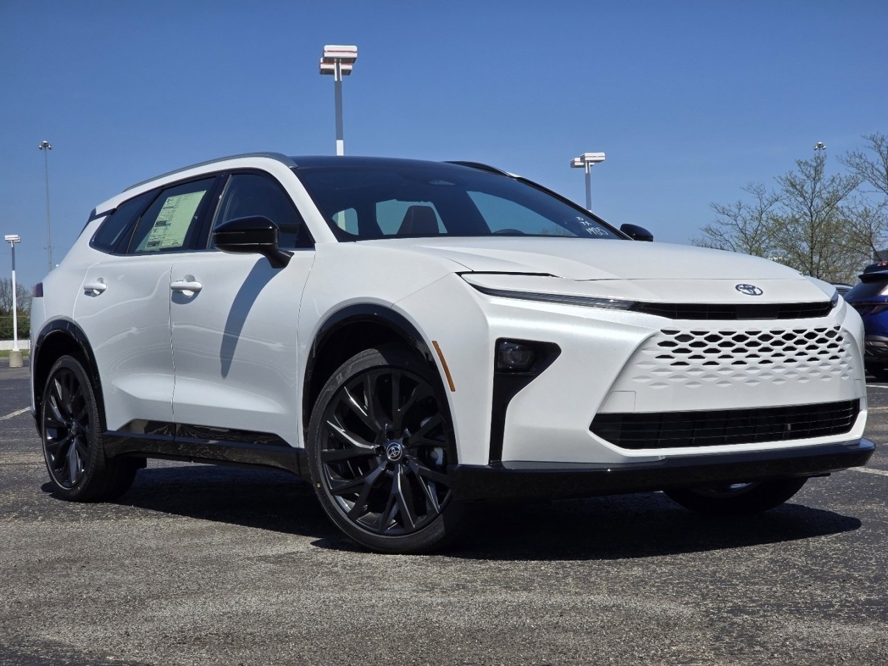 New 2026 Toyota Crown Signia image 2