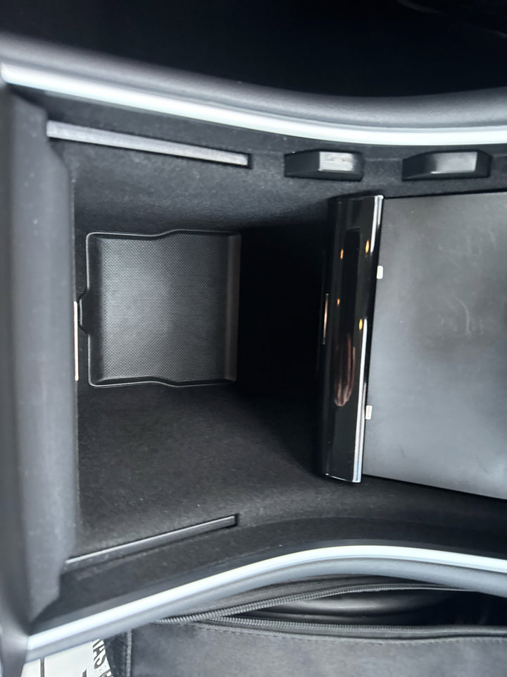 Used 2018 Tesla Model 3 Long Range image 33