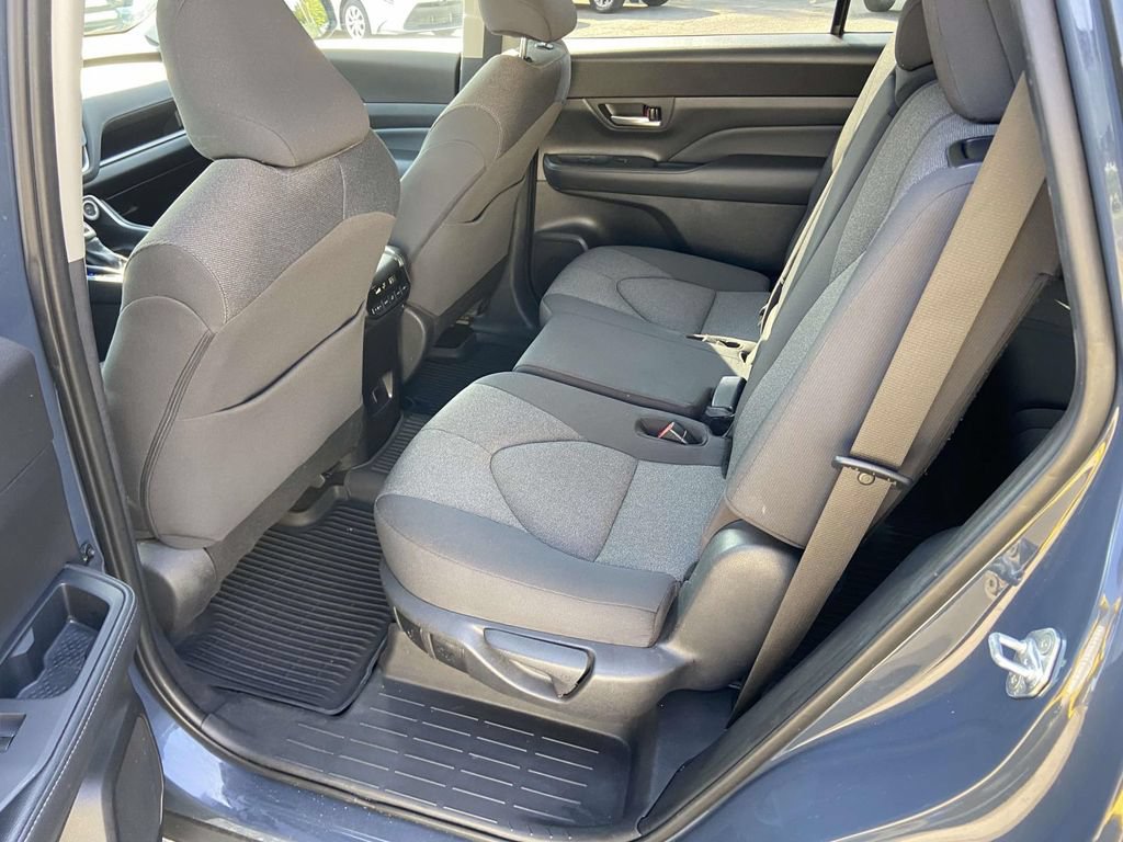 Used 2025 Toyota Grand Highlander FWD image 20