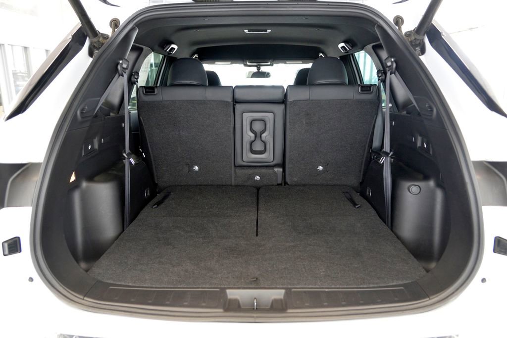 Used 2023 Mitsubishi Outlander SE Black Edition image 30