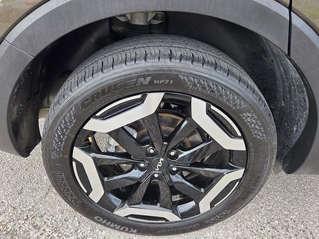 Used 2025 Kia Telluride S FWD image 19