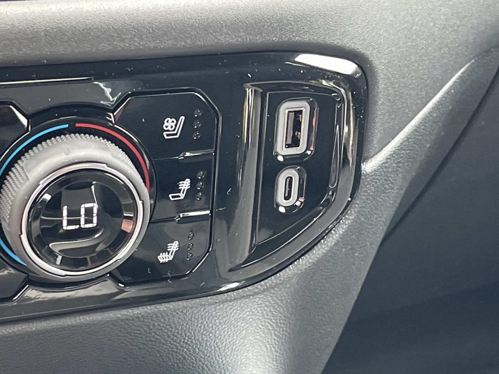 New 2026 Chevrolet Silverado 2500 LTZ w/ LTZ Plus Package AWD/4WD image 25