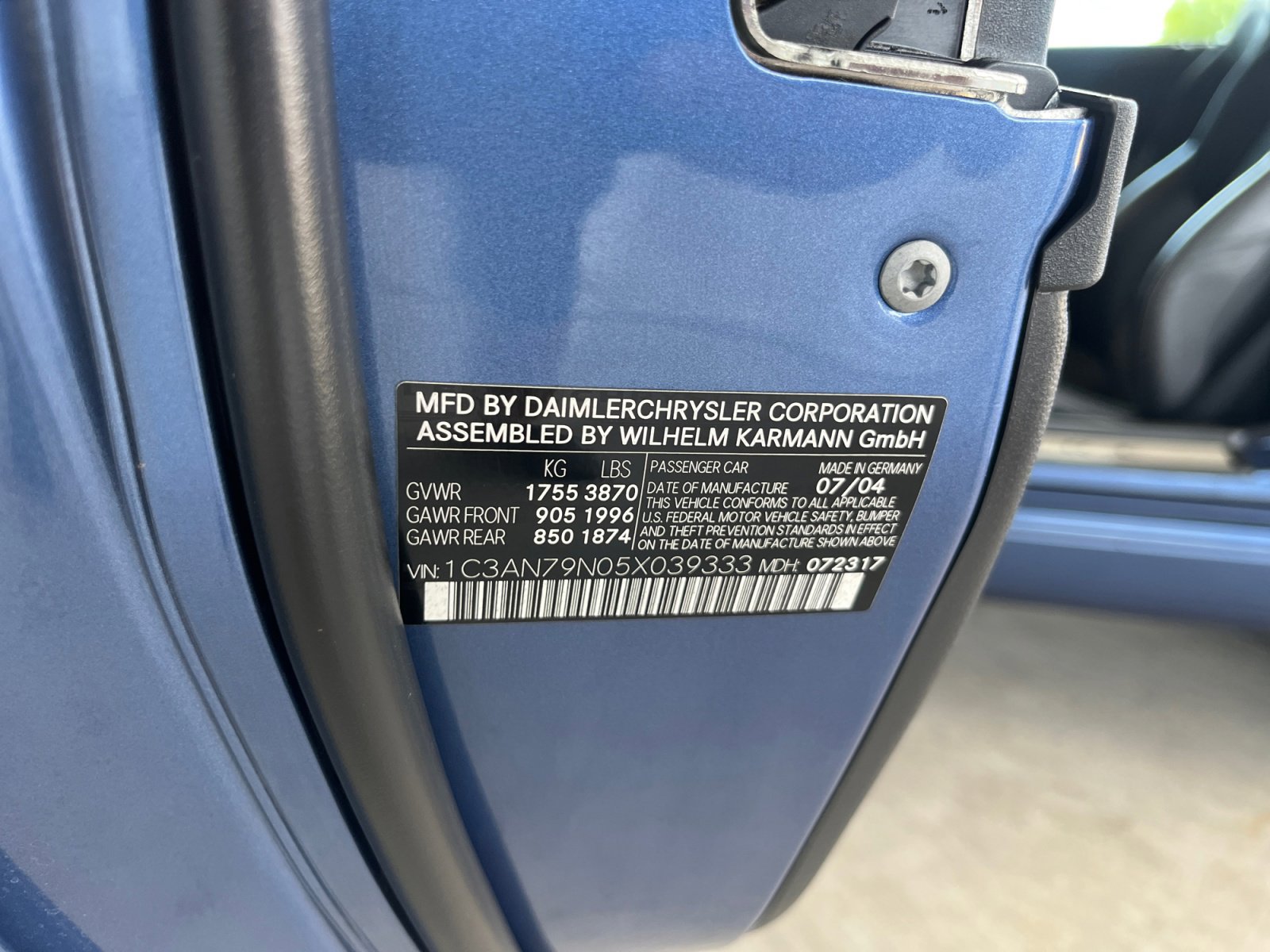 Used 2005 Chrysler Crossfire SRT-6 image 25