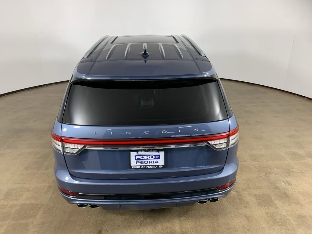 Used 2021 Lincoln Aviator Grand Touring w/ Equipment Group 302A AWD/4WD image 11