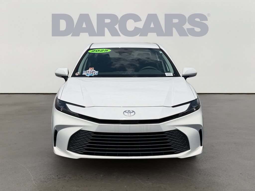 Used 2025 Toyota Camry LE FWD image 2