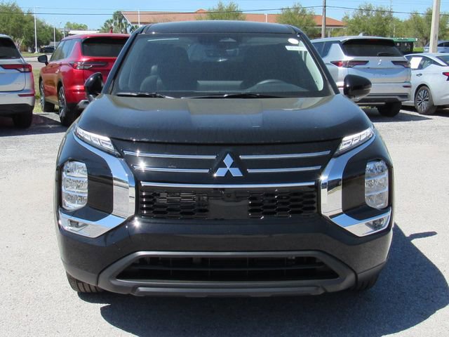 New 2026 Mitsubishi Outlander ES image 8