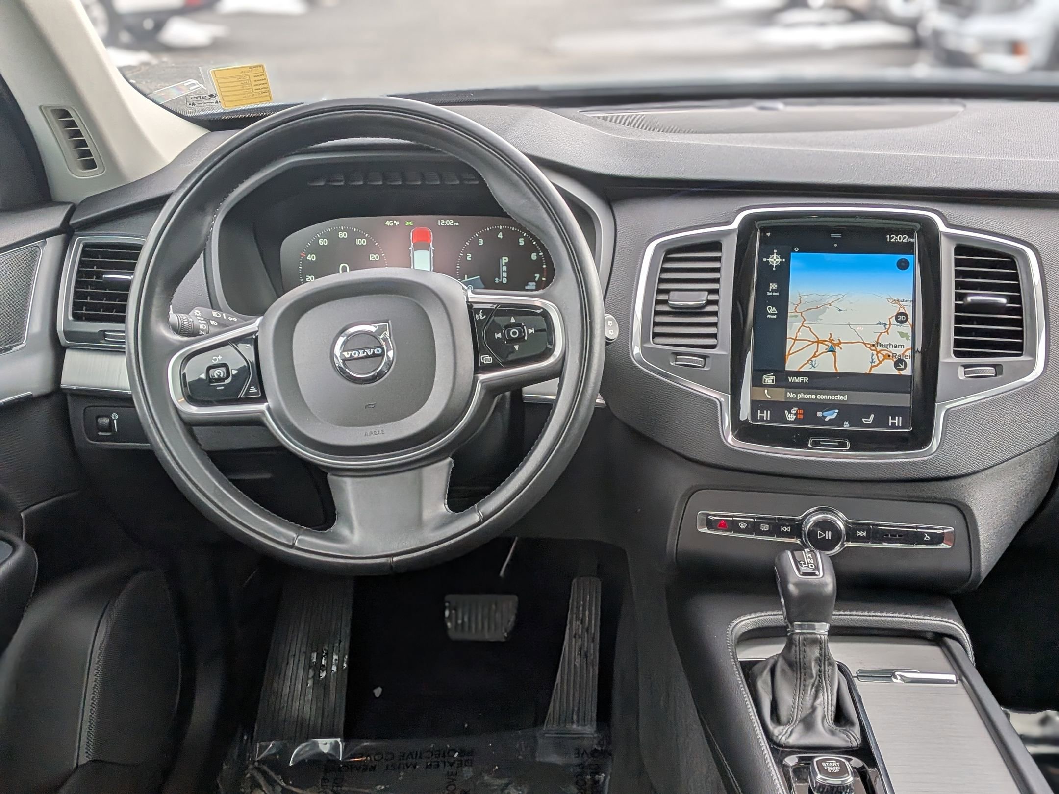 Used 2022 Volvo XC90 T5 Momentum w/ Climate Package image 18