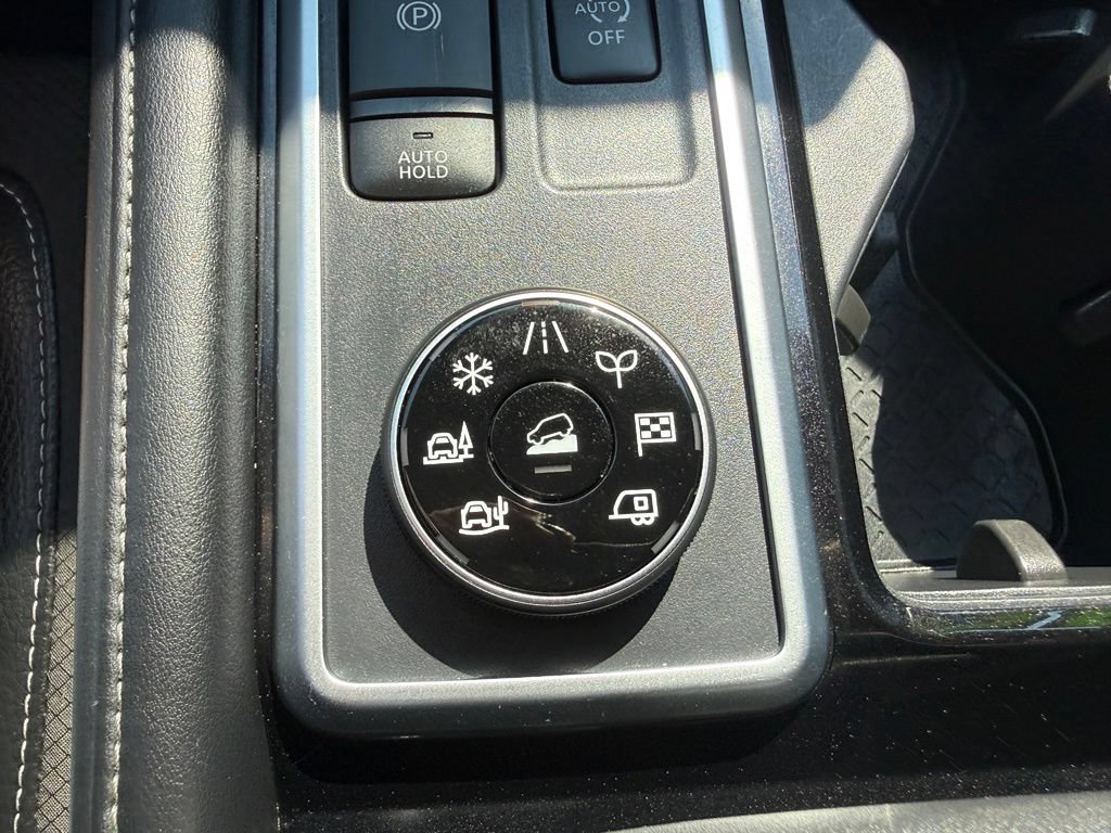 Certified 2025 Nissan Pathfinder SL AWD/4WD image 22