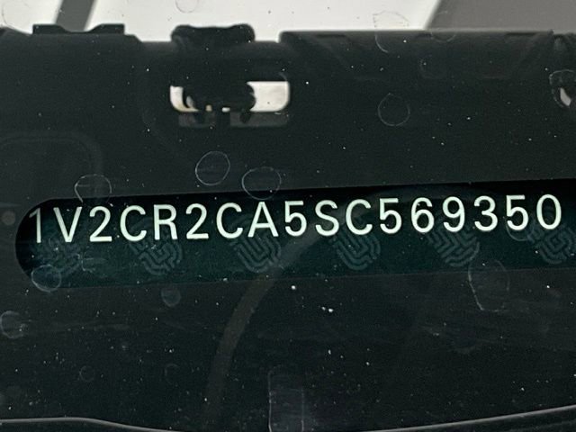 Used 2025 Volkswagen Atlas Peak Edition SE image 32