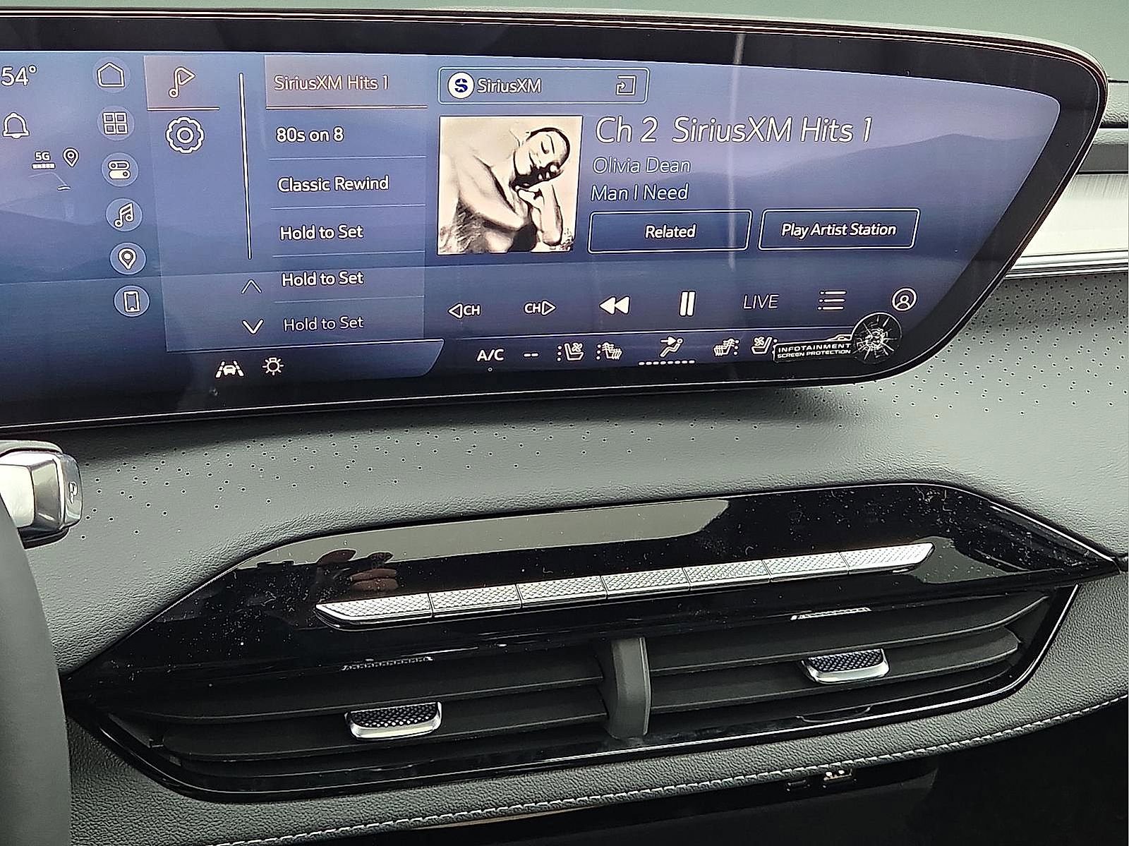 New 2026 Buick Enclave Avenir image 18