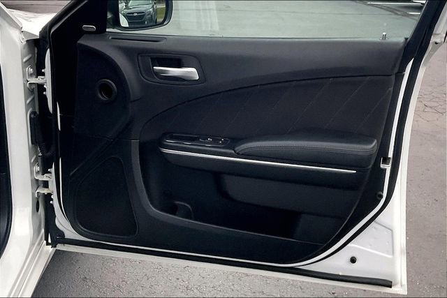 Used 2015 Dodge Charger SXT RWD image 24