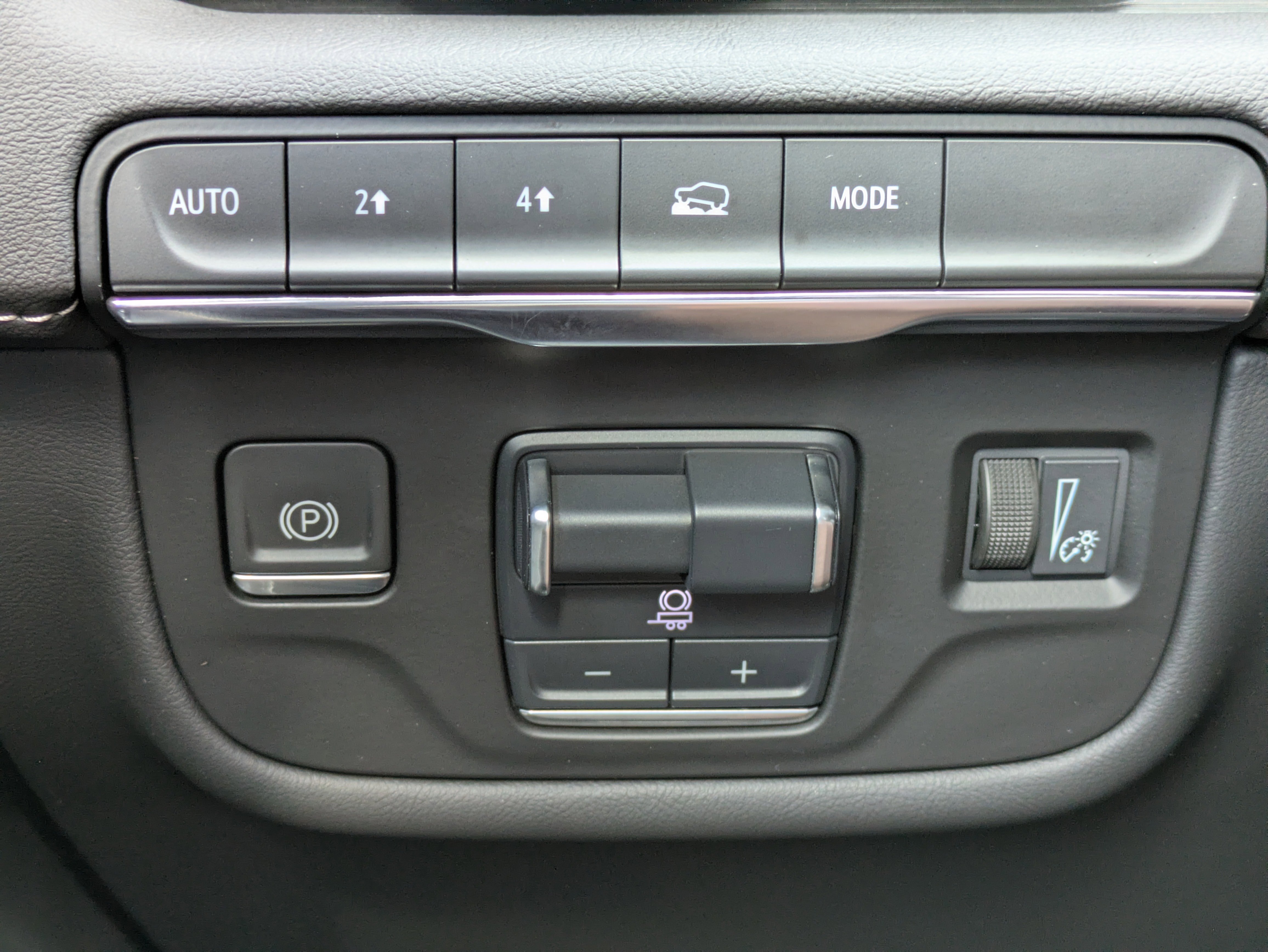 Certified 2024 Cadillac Escalade Sport AWD/4WD image 22