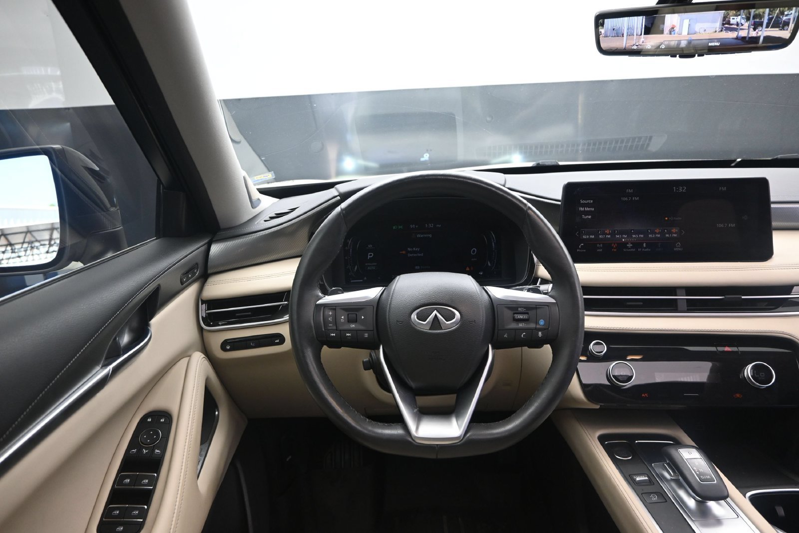 Certified 2023 INFINITI QX60 Luxe w/ Vision Package AWD/4WD image 30