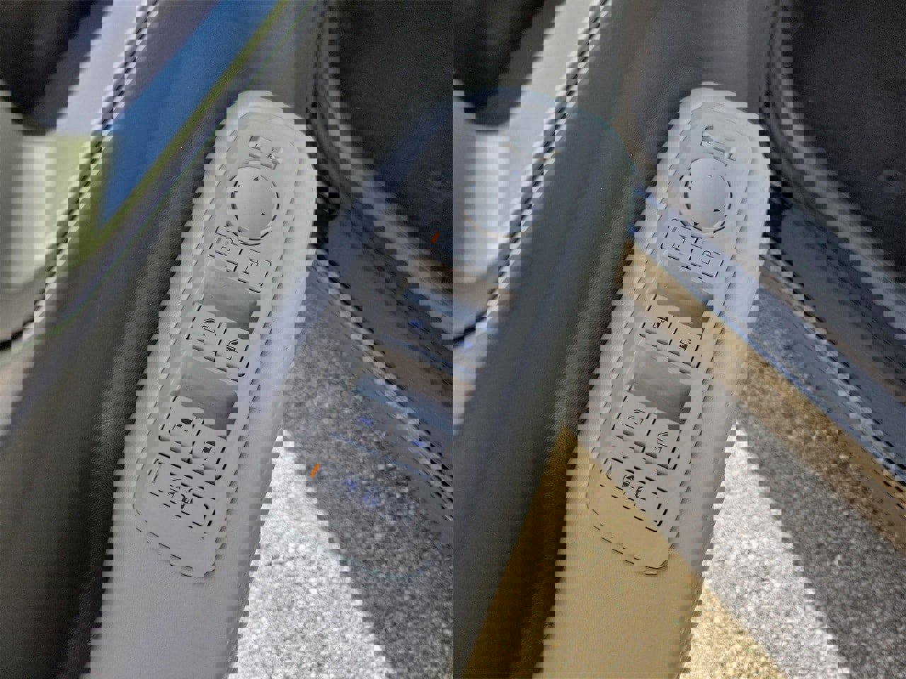 Used 2025 Hyundai Santa Fe SEL image 14