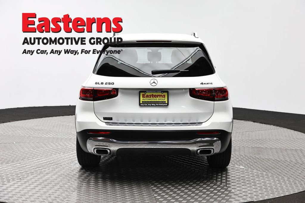 Used 2021 Mercedes-Benz GLB 250 4MATIC image 6