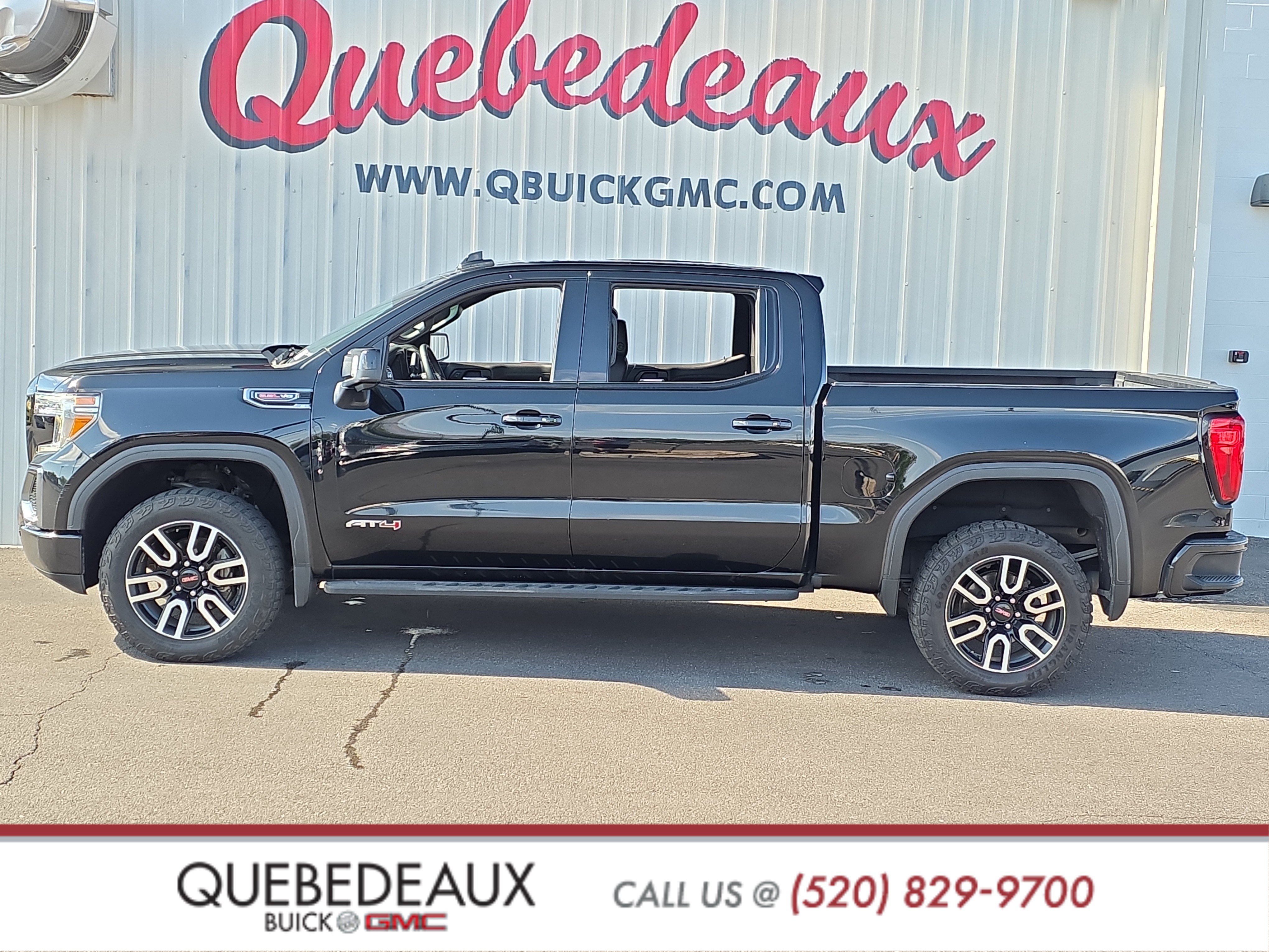 Used 2022 GMC Sierra 1500 AT4 w/ AT4 Premium Package AWD/4WD image 4