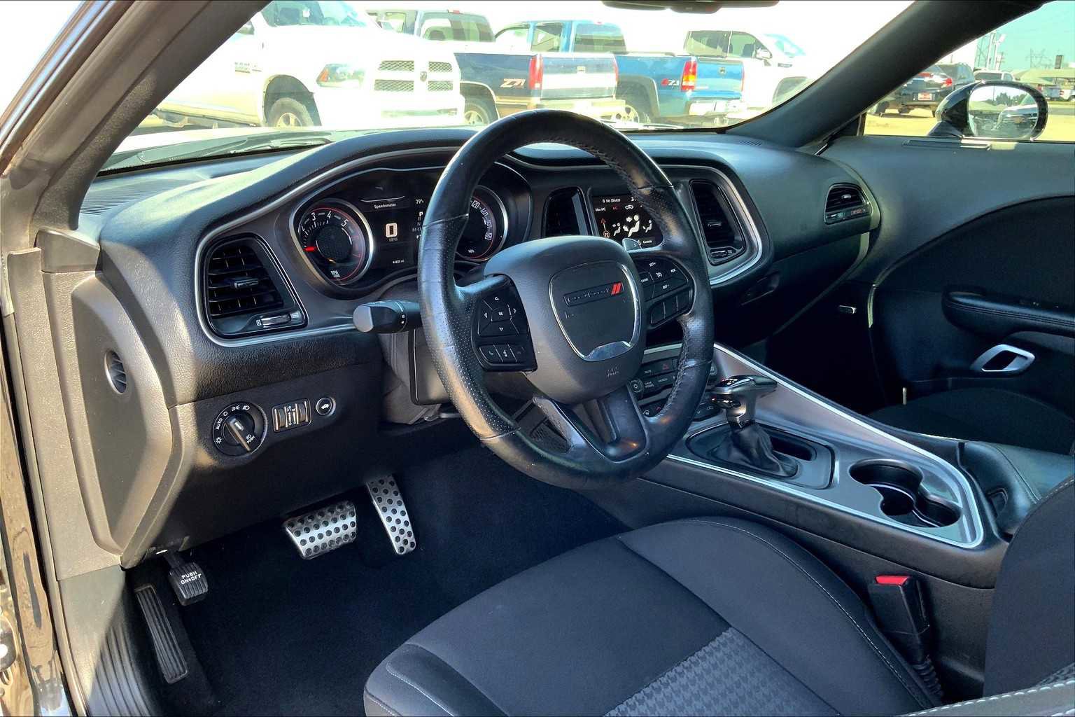 Used 2022 Dodge Challenger R/T Scat Pack image 15