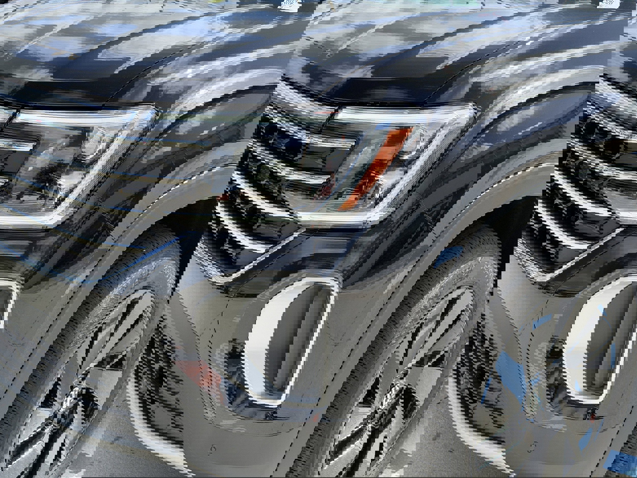 New 2026 Volkswagen Atlas SE image 8