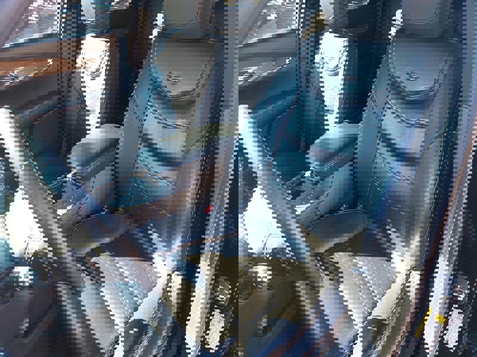 Used 2017 Cadillac XT5 Platinum image 17