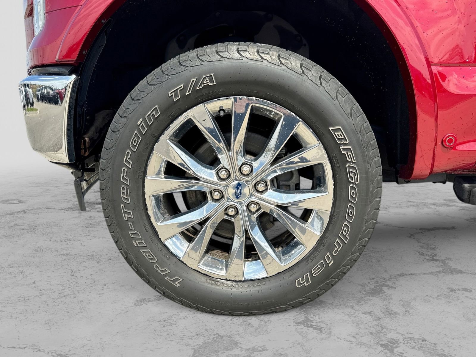 Used 2017 Ford F150 Lariat w/ Equipment Group 502A Luxury AWD/4WD image 17