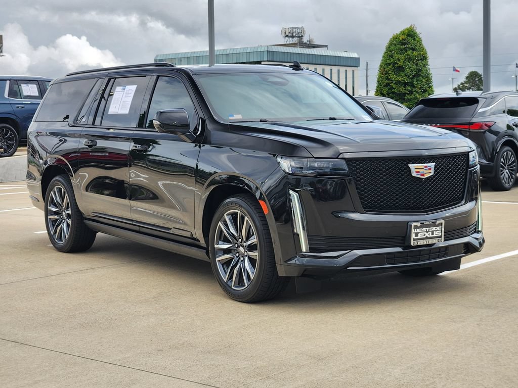 Used 2023 Cadillac Escalade ESV Sport w/ Touring Package RWD image 3
