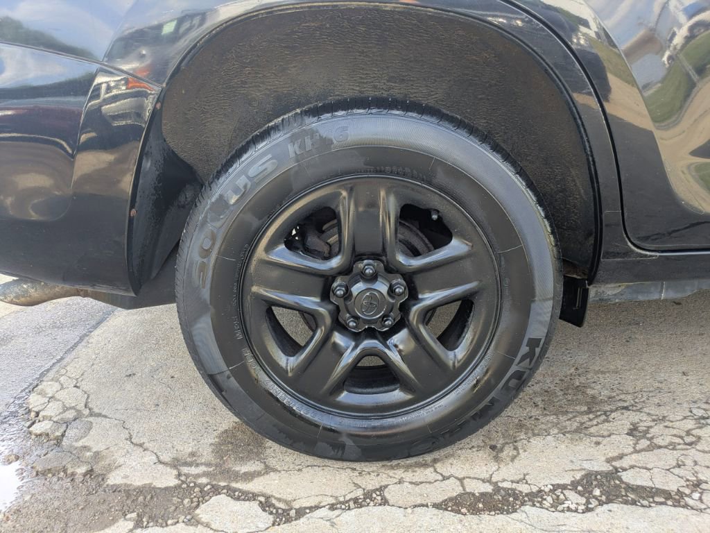 Used 2008 Toyota RAV4 4WD V6 image 17