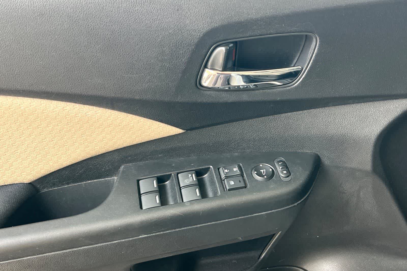 Used 2015 Honda CR-V EX image 15