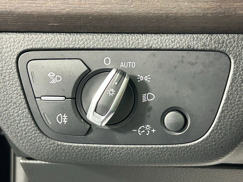 Used 2021 Audi Q5 2.0T Premium Plus w/ Premium Plus Package image 29