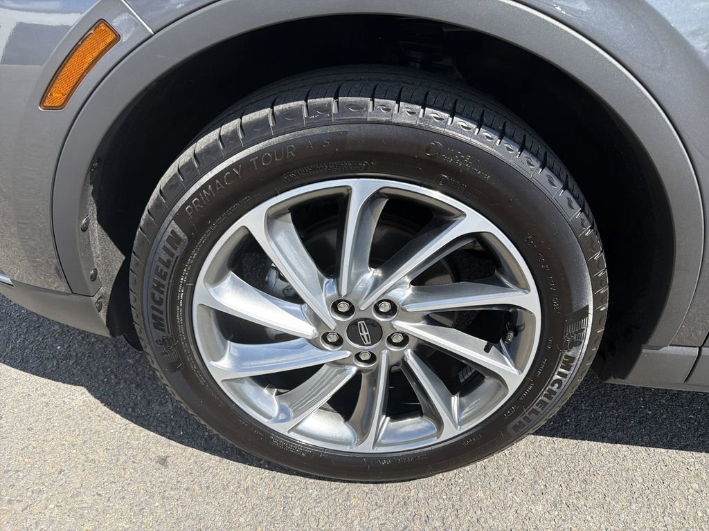 Certified 2023 Lincoln Corsair AWD w/ Equipment Group 101A image 30