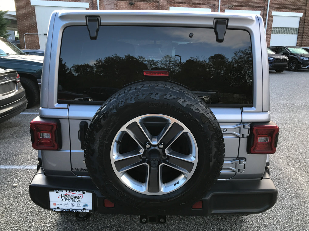 Used 2019 Jeep Wrangler Unlimited Sahara image 6