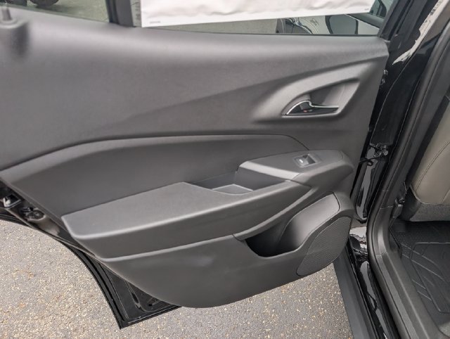 New 2026 Chevrolet Trax ACTIV w/ Sunroof Package FWD image 10