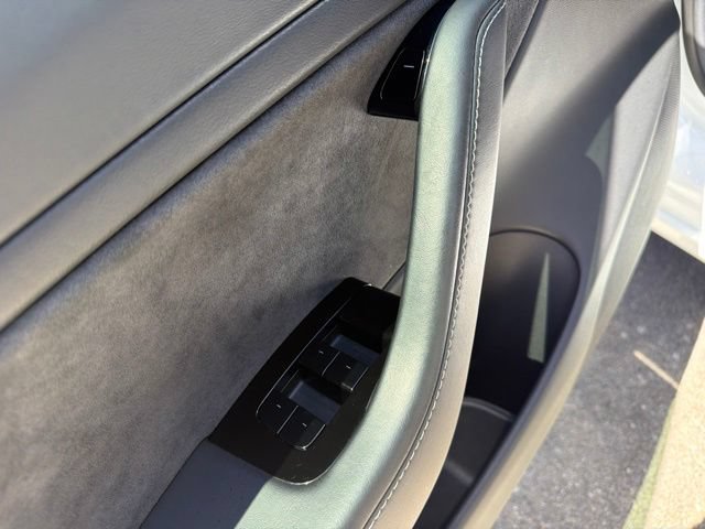Used 2018 Tesla Model 3 Performance AWD/4WD image 21