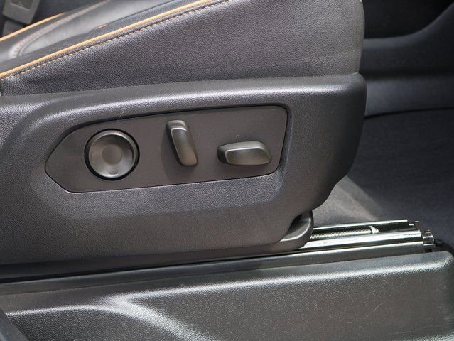 Certified 2023 GMC Yukon XL AT4 w/ Max Trailering Package image 12