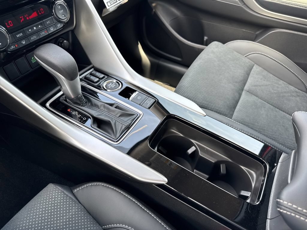 New 2026 Mitsubishi Eclipse Cross SE AWD/4WD image 10