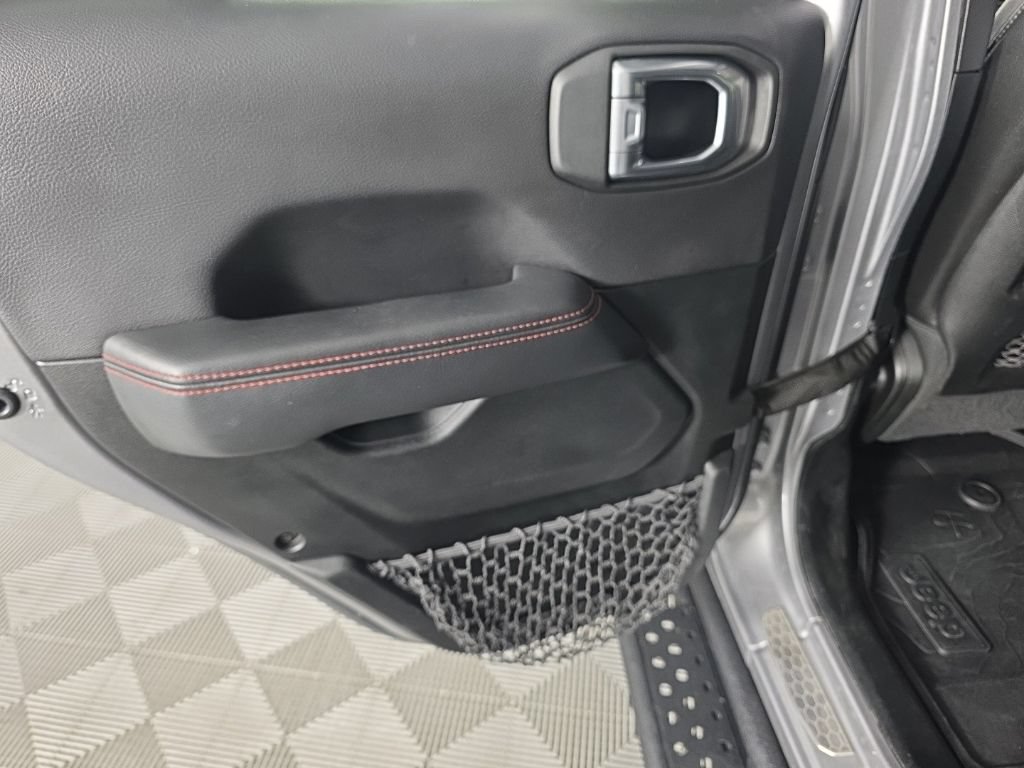 Used 2021 Jeep Wrangler Unlimited Rubicon AWD/4WD image 30