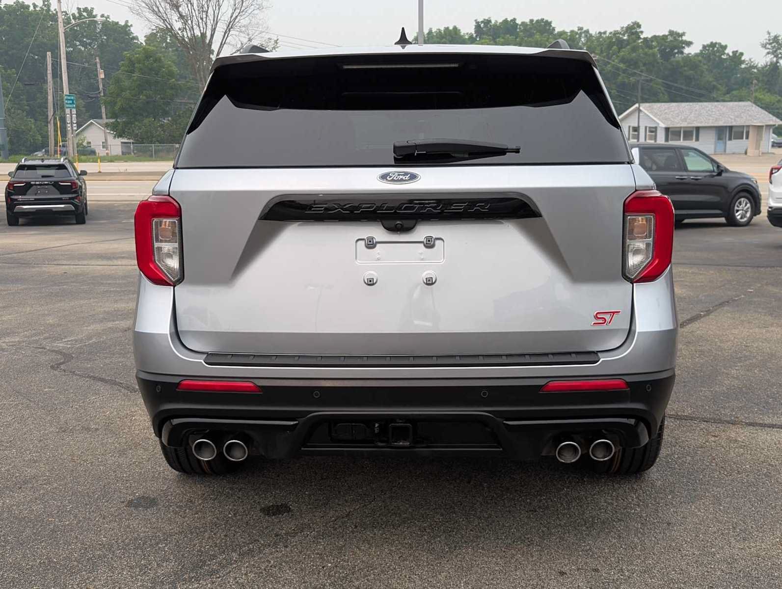 Used 2024 Ford Explorer ST w/ Equipment Group 401A AWD/4WD image 9
