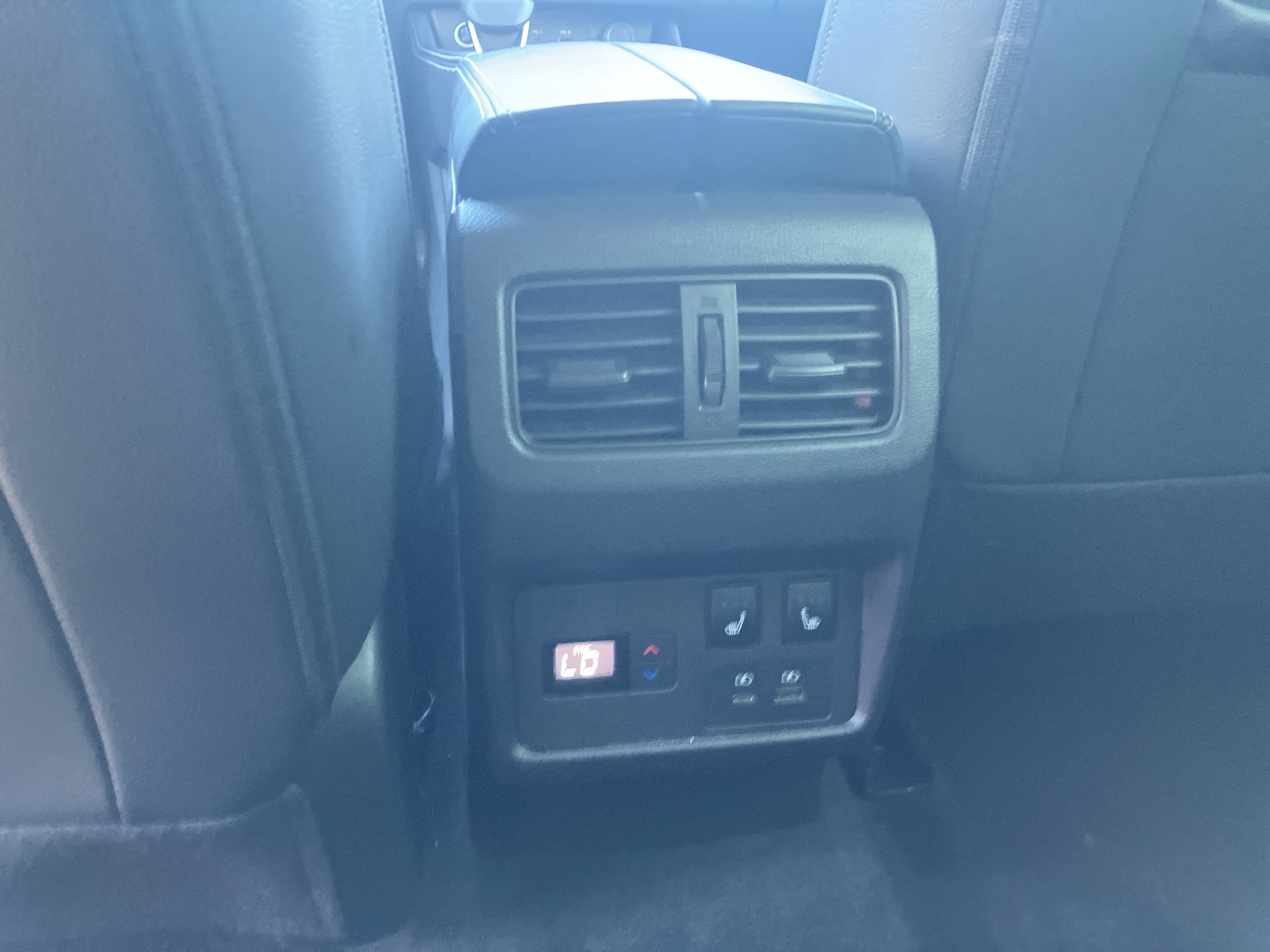 Used 2023 Nissan Rogue SL AWD/4WD image 16