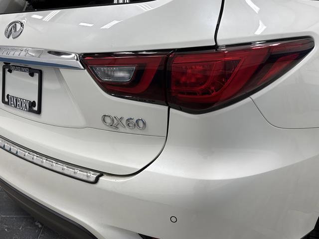 Used 2019 INFINITI QX60 Luxe w/ Essential Package image 34