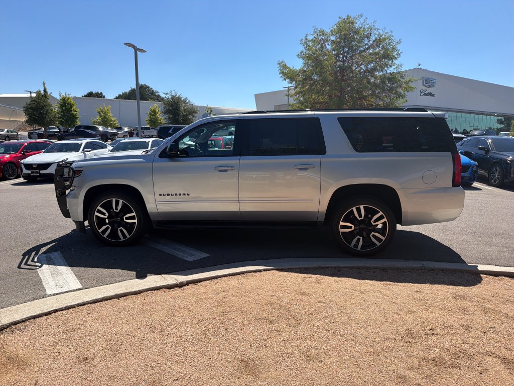 Used 2020 Chevrolet Suburban Premier RWD image 5
